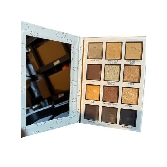 NWT Disney Winnie the Pooh Eyeshadow Palette by Taste Beauty - Picture 3 of 3